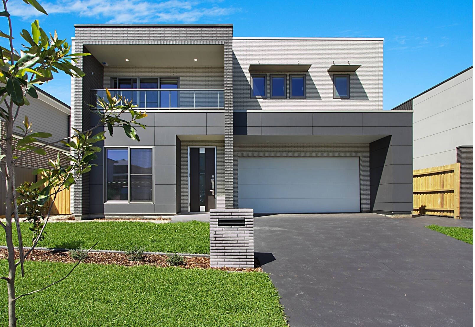 Premium Student Home with Shared & Private Rooms Near Schofields Station & Western Sydney University